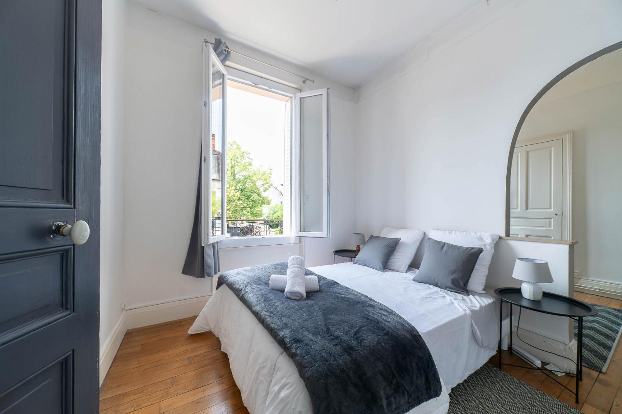 Le Rue Neuve - Appartement Calme Et Lumineux Vichy Eksteriør bilde